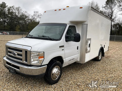 Ford E350 Cutaway 2013